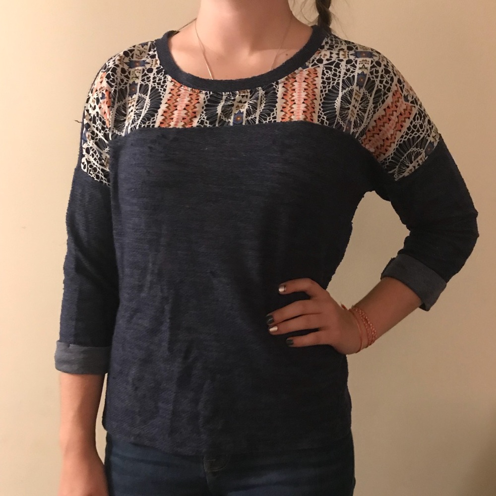 Blue Mid-sleeve Top